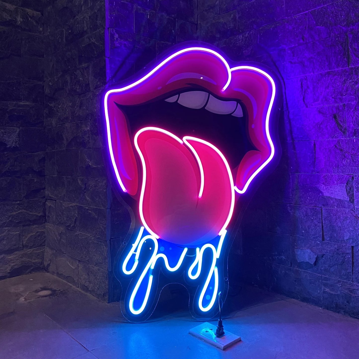 Lips With Tongue LED Neon Sign
